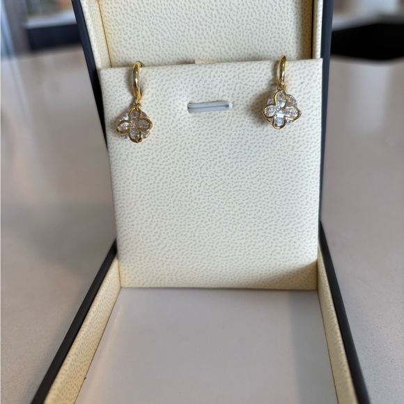 Kate Spade butterfly huggie earrings - Picture 4 of 4